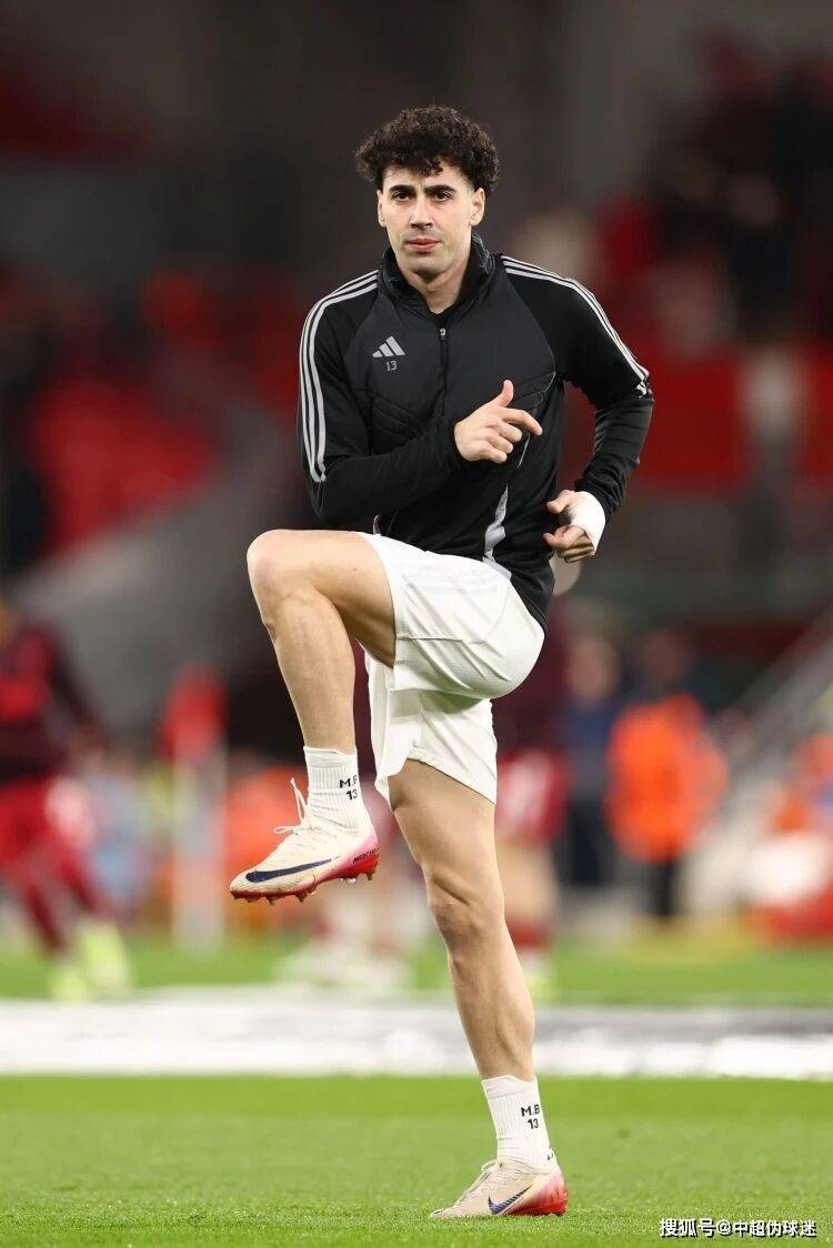 中超转会动态：上赛季保级队或签欧冠中卫，天津津门虎欲再租借泰山队球员